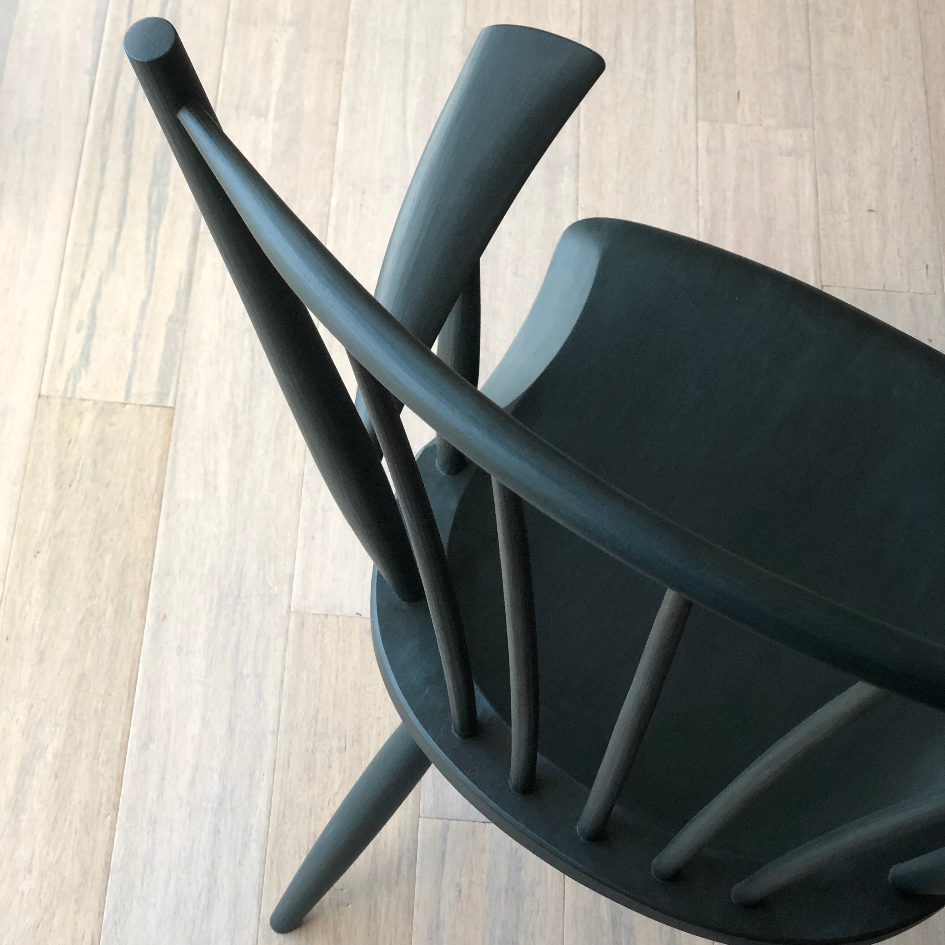 Rod Back Chair 2022